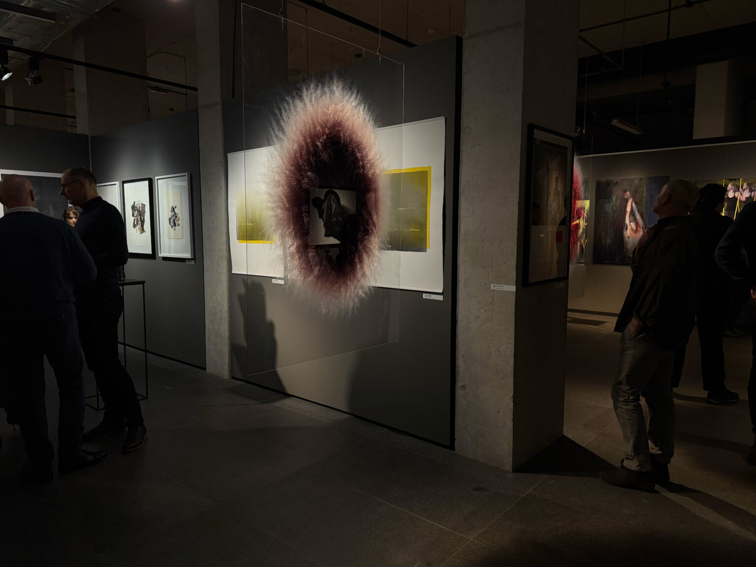 Widok wystawy – 29. Międzynarodowy Wschodni Salon Sztuki w Lublinie.